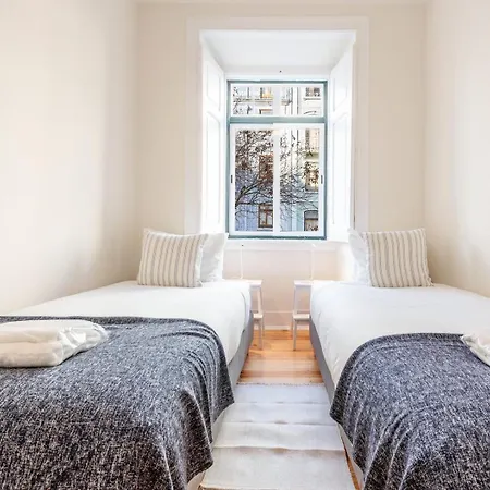 Guestready - Saldanha Building Castle Lisbon